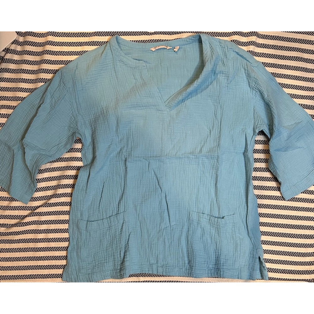 Light Blue Gauze Tunic Top V Neck 3/4 Sleeve Pockets Size M - Picture 1 of 6